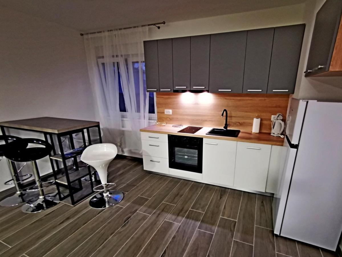 Apartmán Golden - Self Check In Osijek Exteriér fotografie