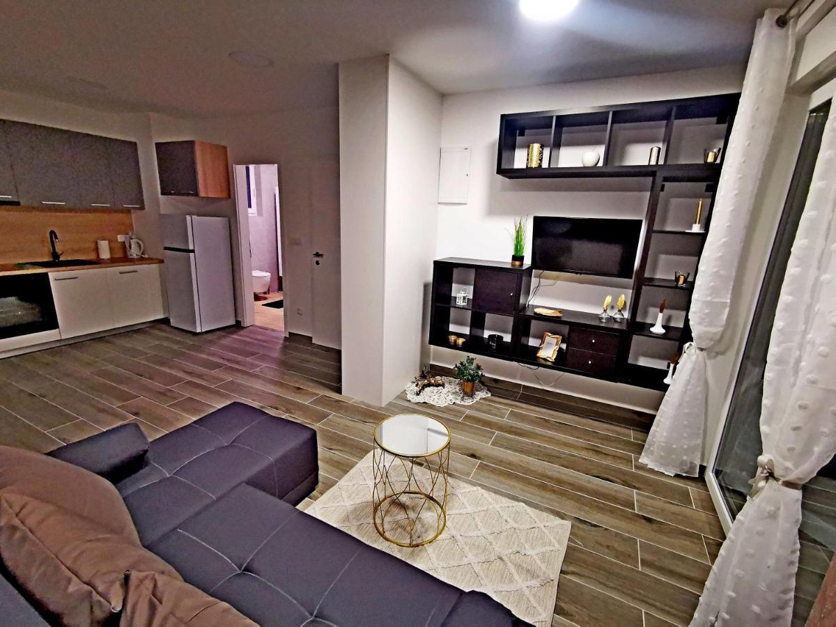 Apartmán Golden - Self Check In Osijek Exteriér fotografie