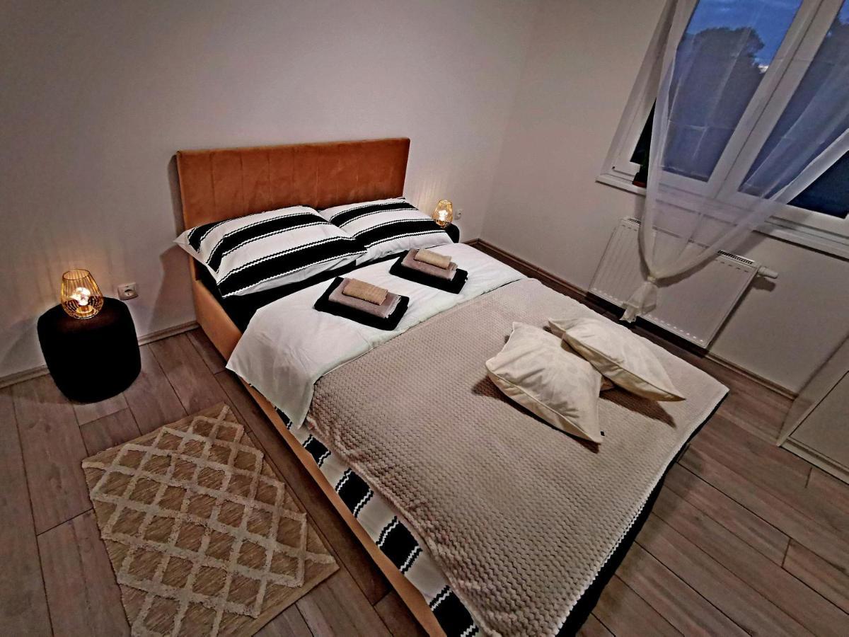 Apartmán Golden - Self Check In Osijek Exteriér fotografie