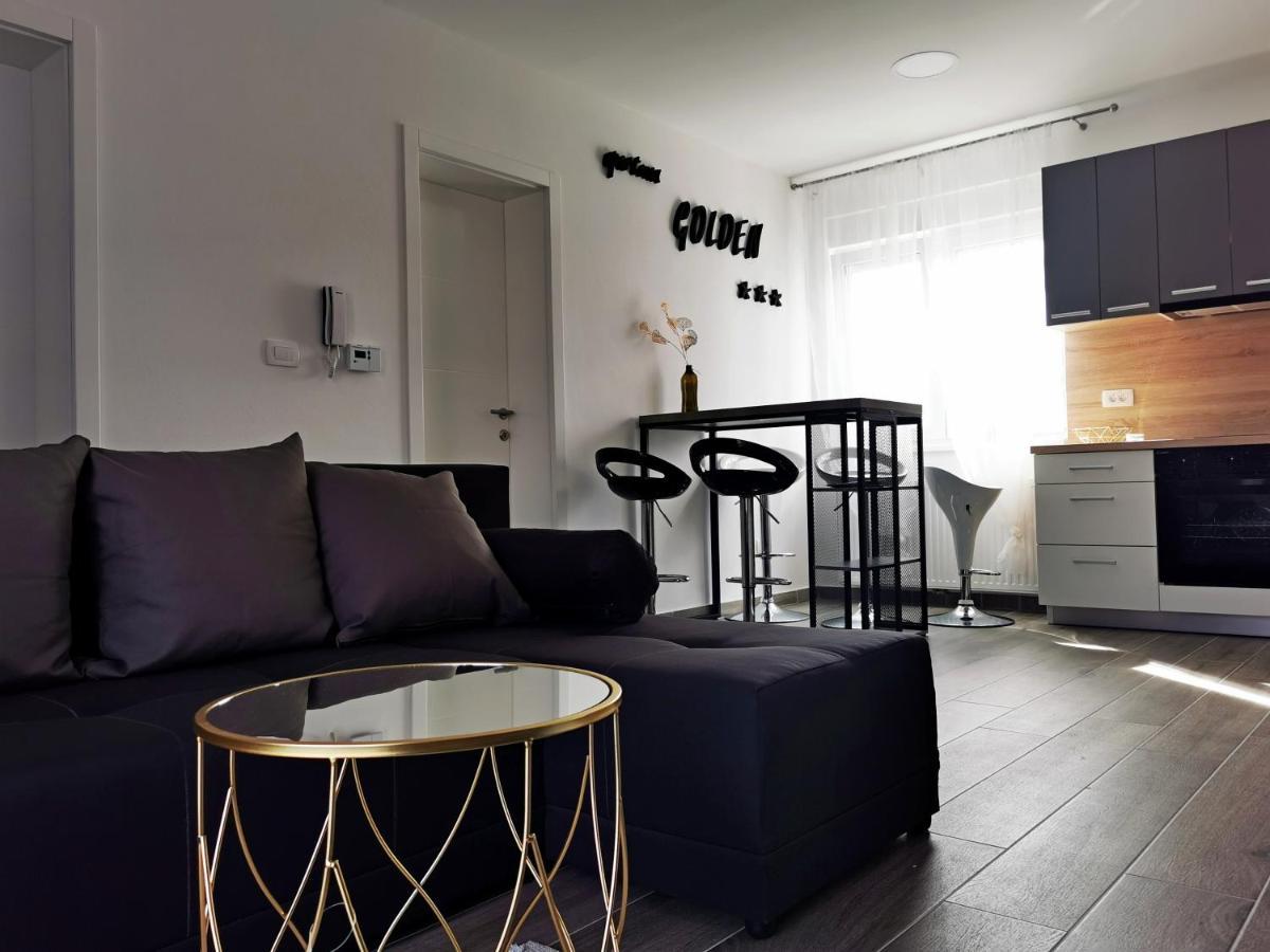 Apartmán Golden - Self Check In Osijek Exteriér fotografie